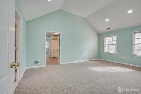 29 Mission Drive Monroe NJ 08831