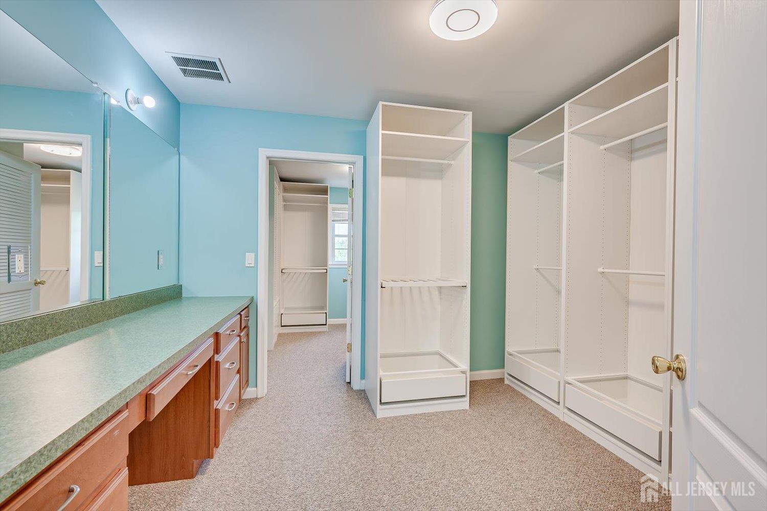 29 Mission Drive Monroe NJ 08831