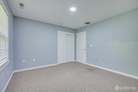 29 Mission Drive Monroe NJ 08831