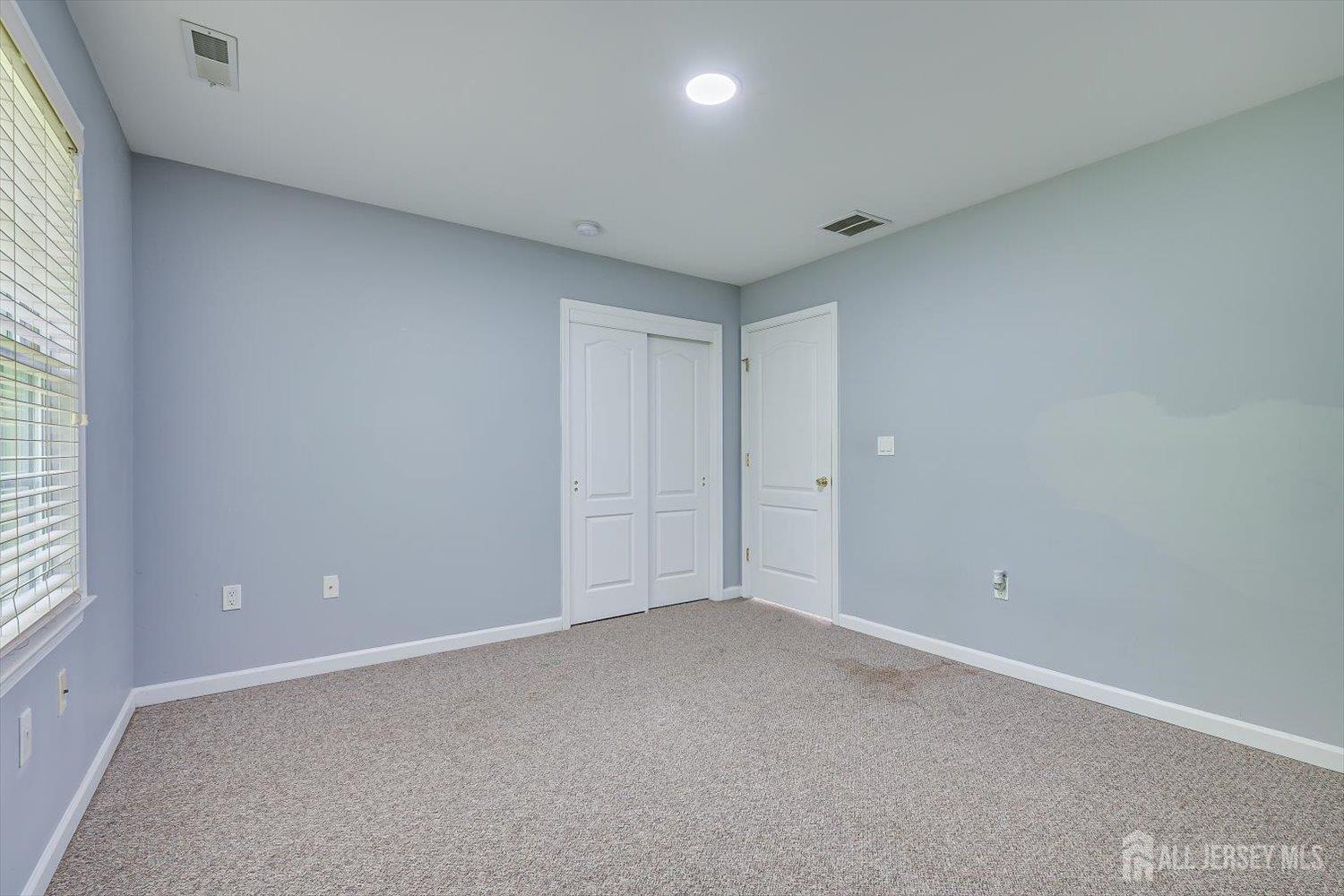 29 Mission Drive Monroe NJ 08831