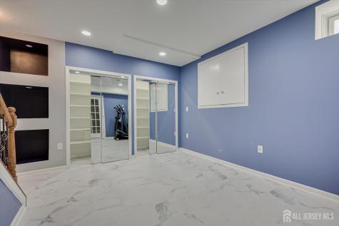 29 Mission Drive Monroe NJ 08831