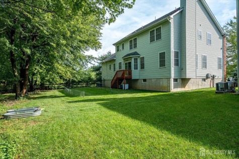 29 Mission Drive Monroe NJ 08831