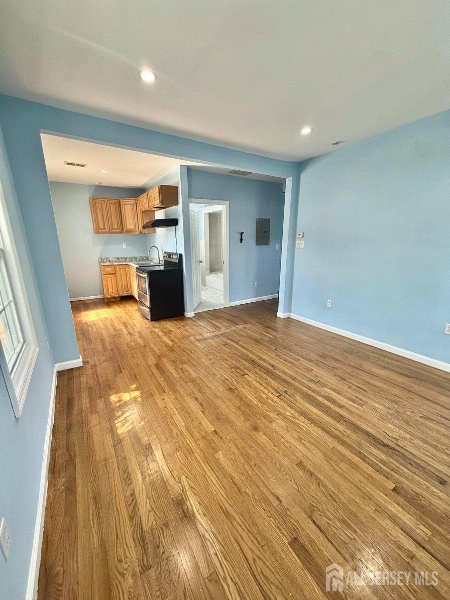 40-42 Raymond Terrace Elizabeth NJ 07208