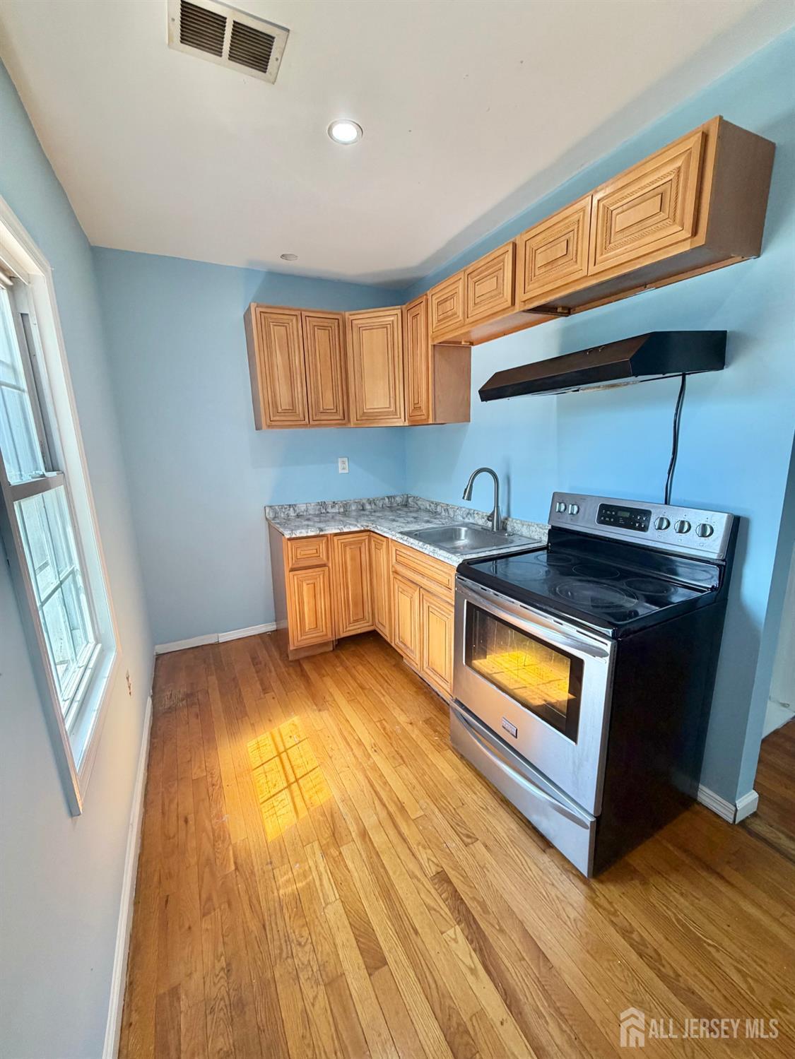 40-42 Raymond Terrace Elizabeth NJ 07208