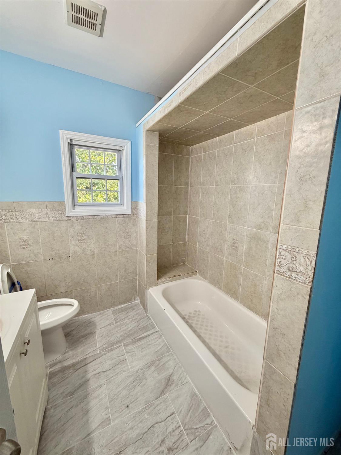 40-42 Raymond Terrace Elizabeth NJ 07208