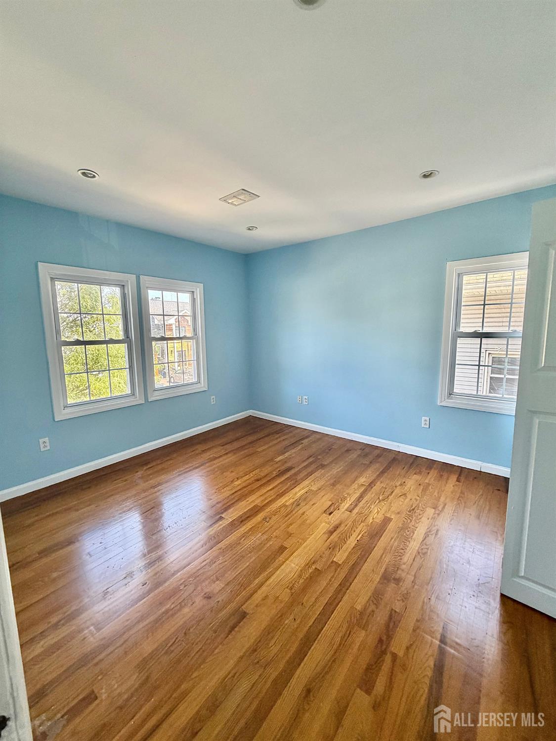 40-42 Raymond Terrace Elizabeth NJ 07208