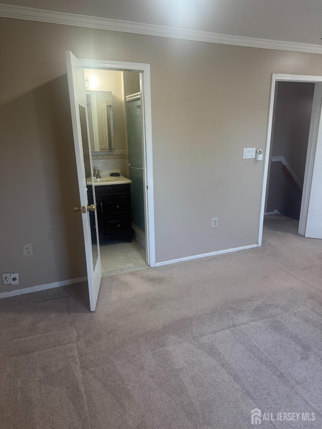 8 Begonia Court Sayreville NJ 08872