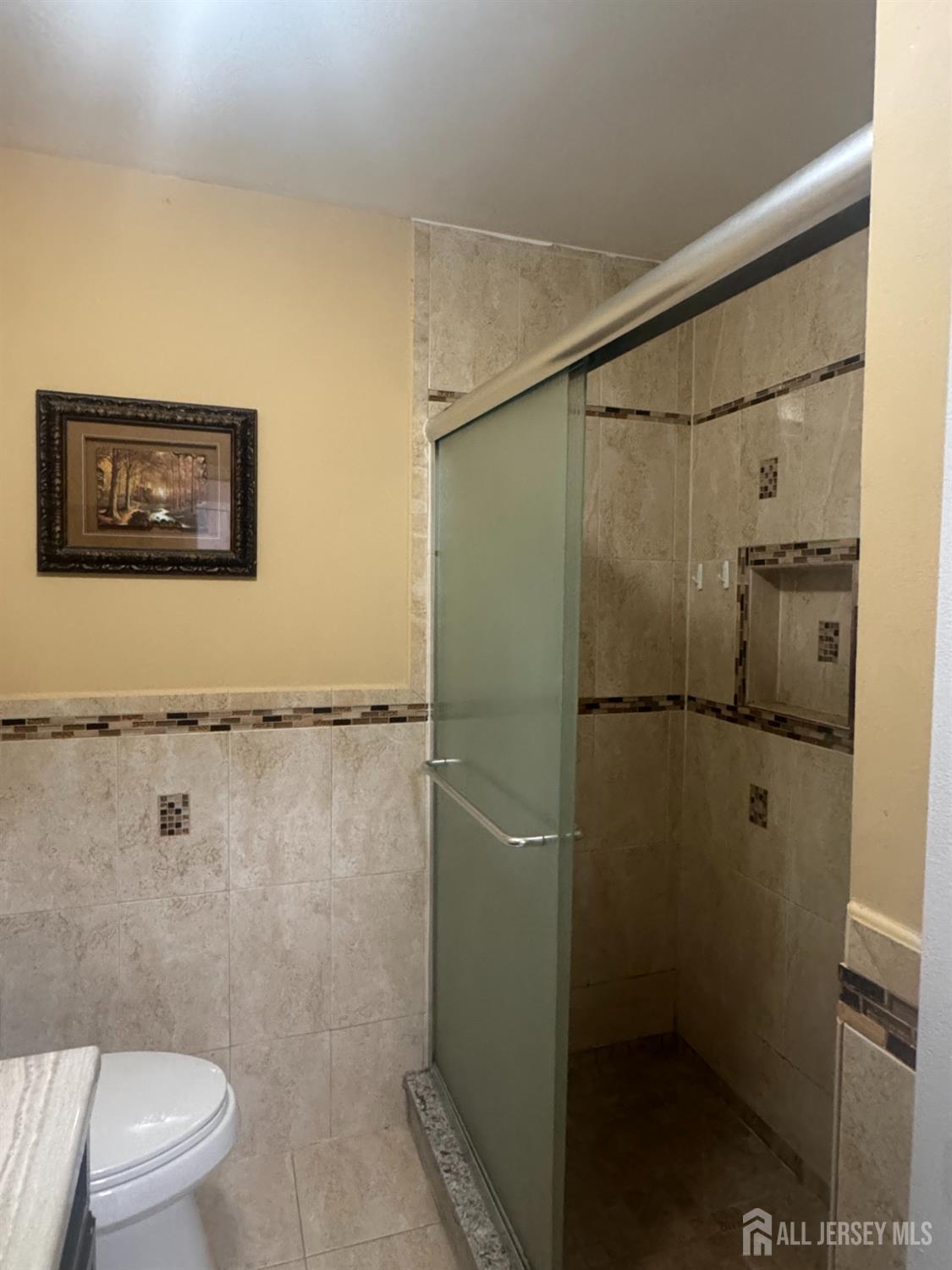 8 Begonia Court Sayreville NJ 08872