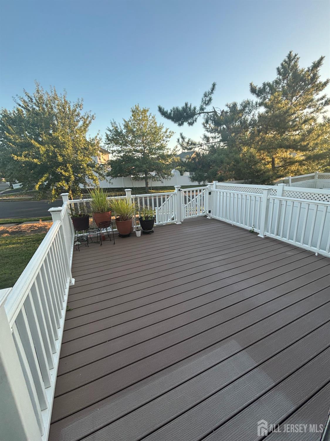 8 Begonia Court Sayreville NJ 08872