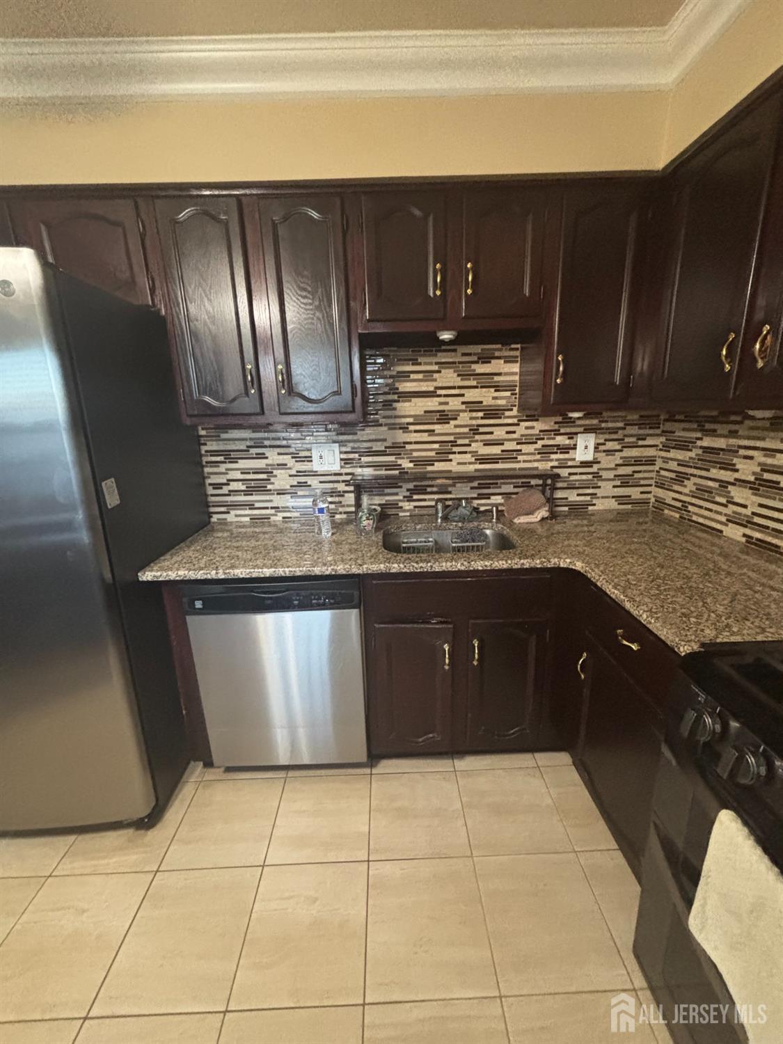 8 Begonia Court Sayreville NJ 08872