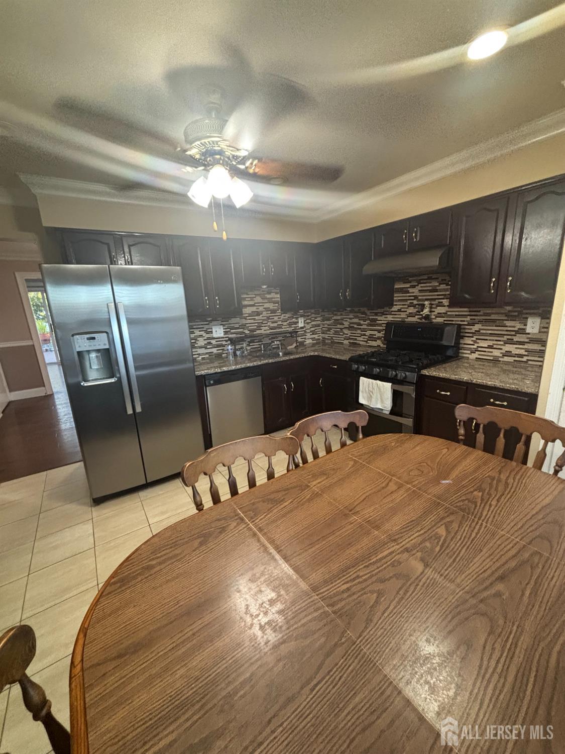 8 Begonia Court Sayreville NJ 08872