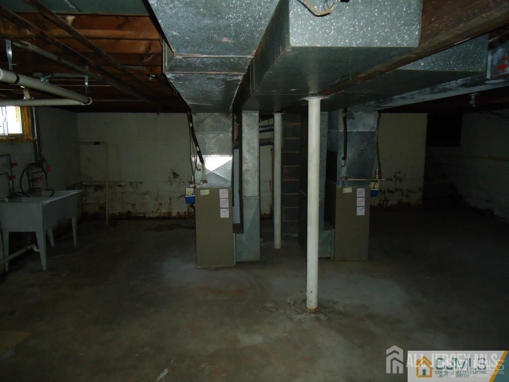 207 Avenel Street Avenel NJ 07001