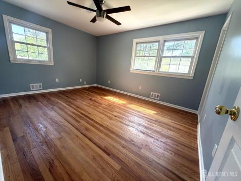 434 Plainfield Road Edison NJ 08820
