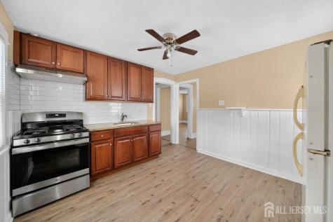 1167 Green Street Iselin NJ 08830