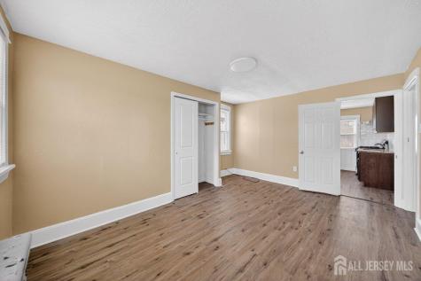 1167 Green Street Iselin NJ 08830
