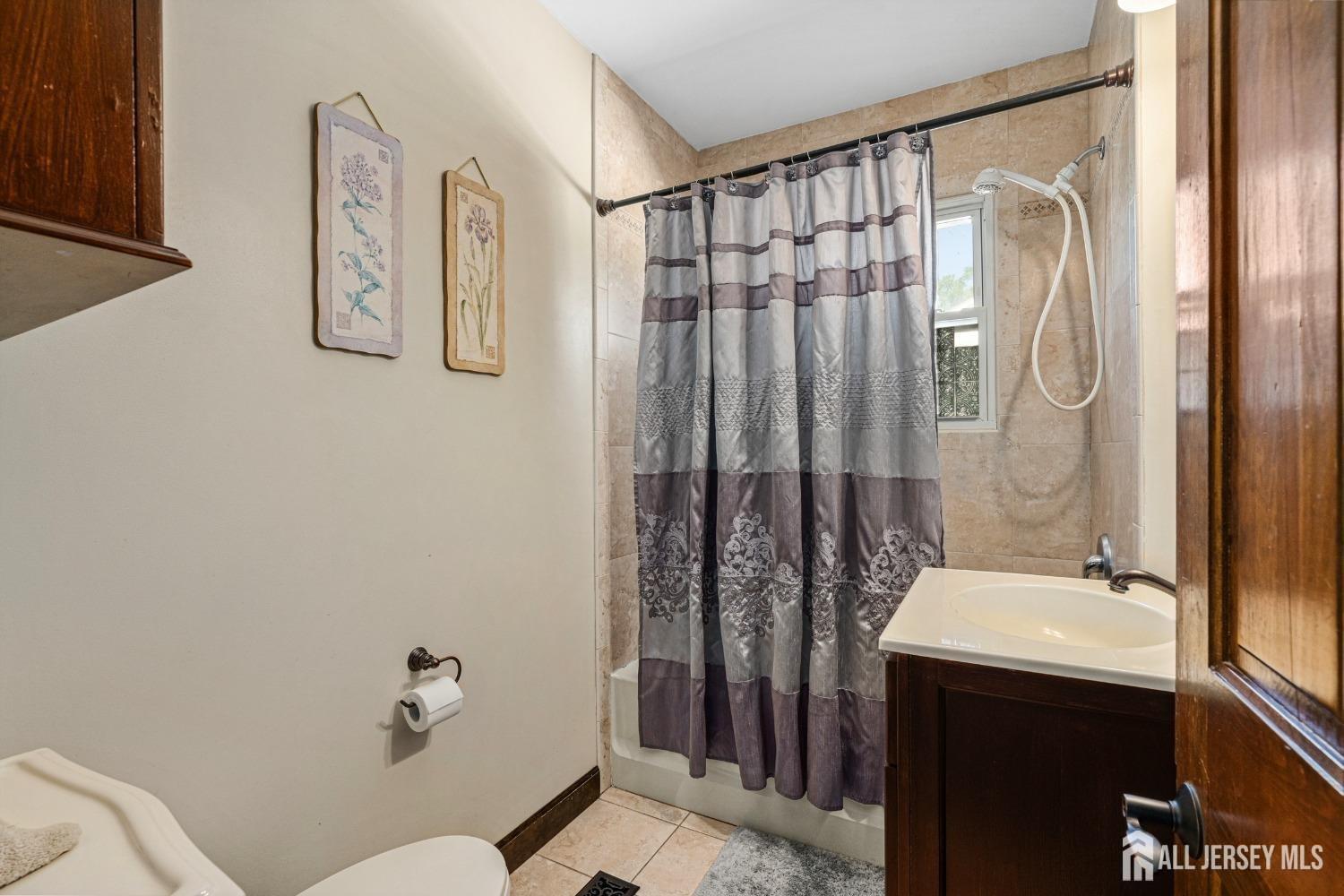 23 Reed Street Edison NJ 08817