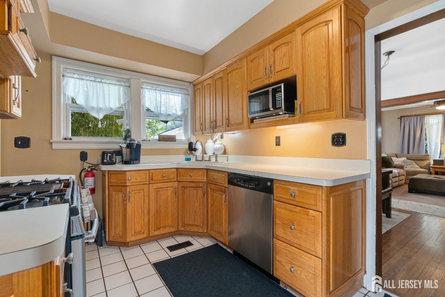 23 Reed Street Edison NJ 08817