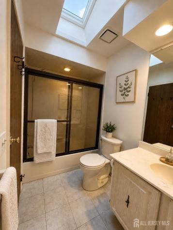 2703 Deerfield Drive Edison NJ 08820