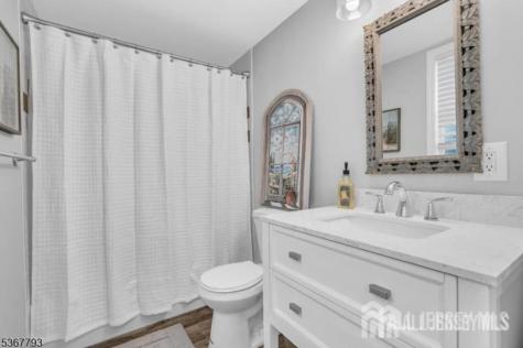 28 Bay Avenue Keansburg NJ 07734