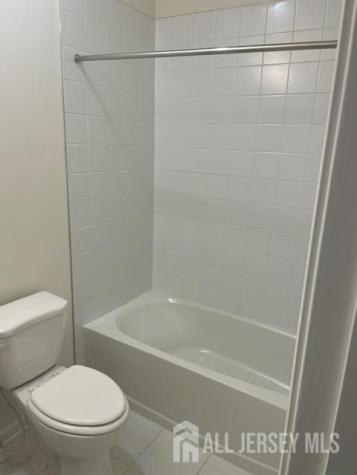 82 Depot Way Dunellen NJ 08812