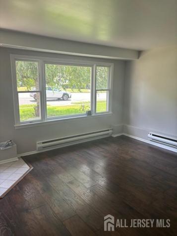 47 Thorpe Avenue Avenel NJ 07001