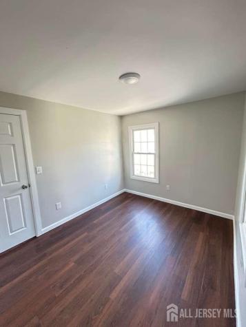 8 Hampton Street Newton Town NJ 07860