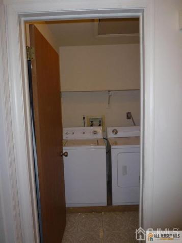 3304 Stonehedge Road Edison NJ 08820