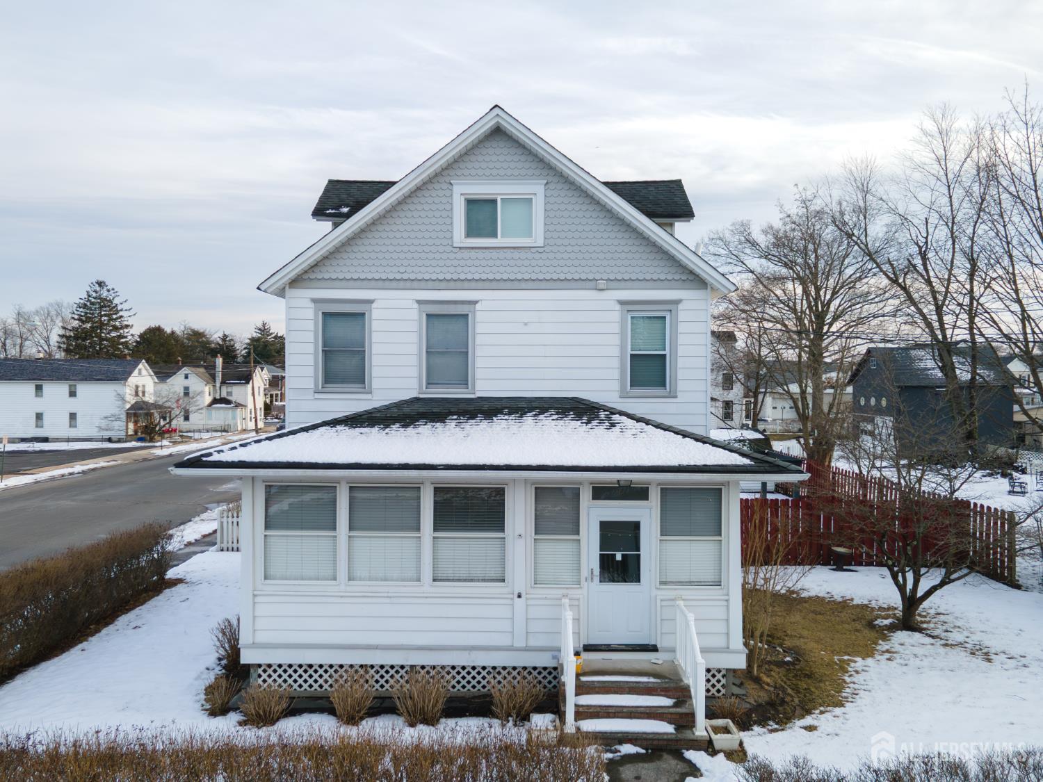 15 Sedgwick Street Jamesburg NJ 08831