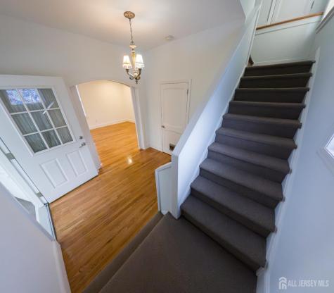 15 Sedgwick Street Jamesburg NJ 08831