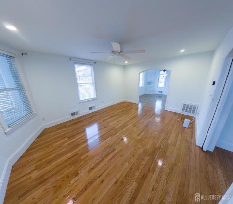 15 Sedgwick Street Jamesburg NJ 08831