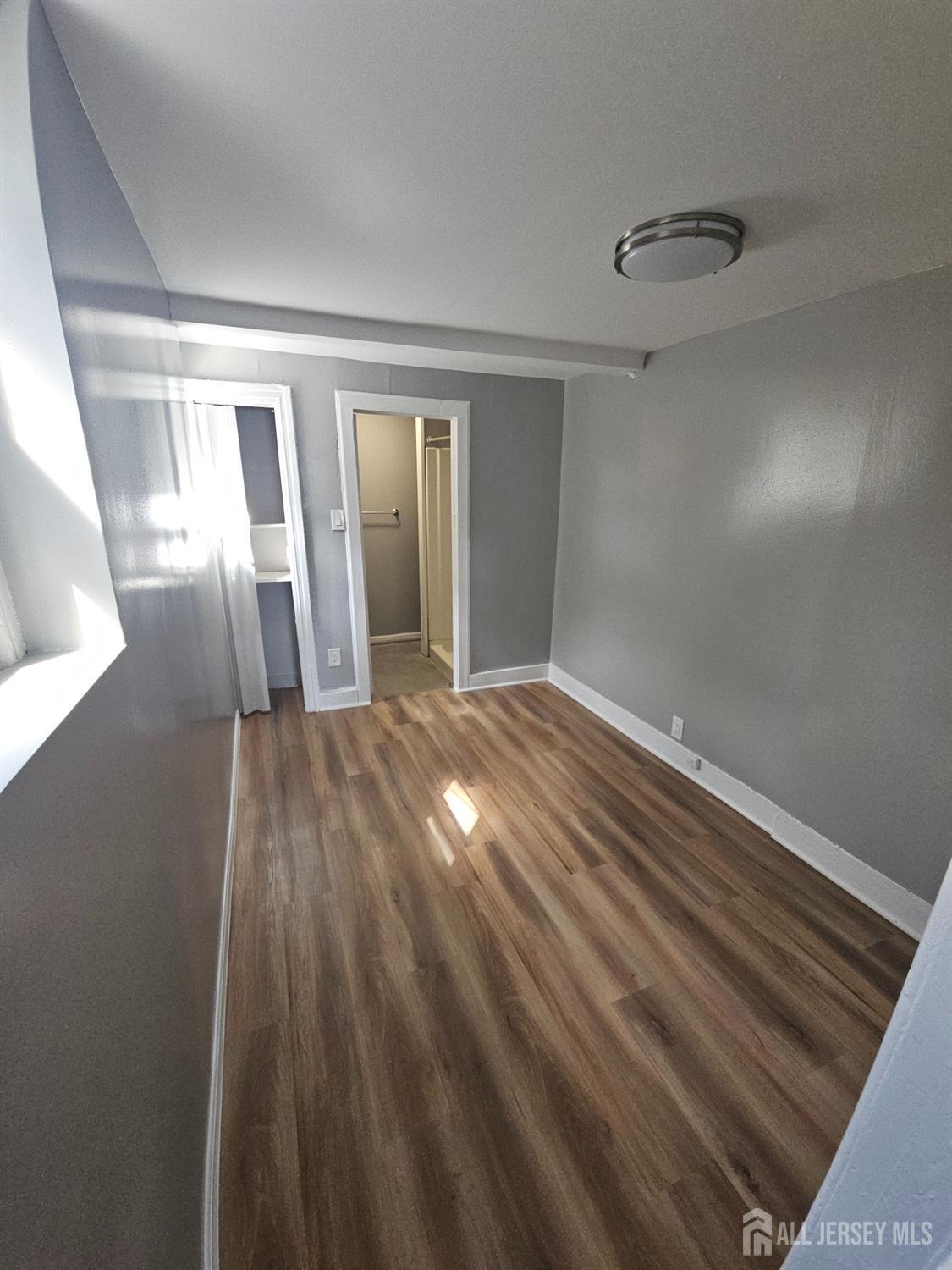 582 Mereline Avenue Avenel NJ 07001
