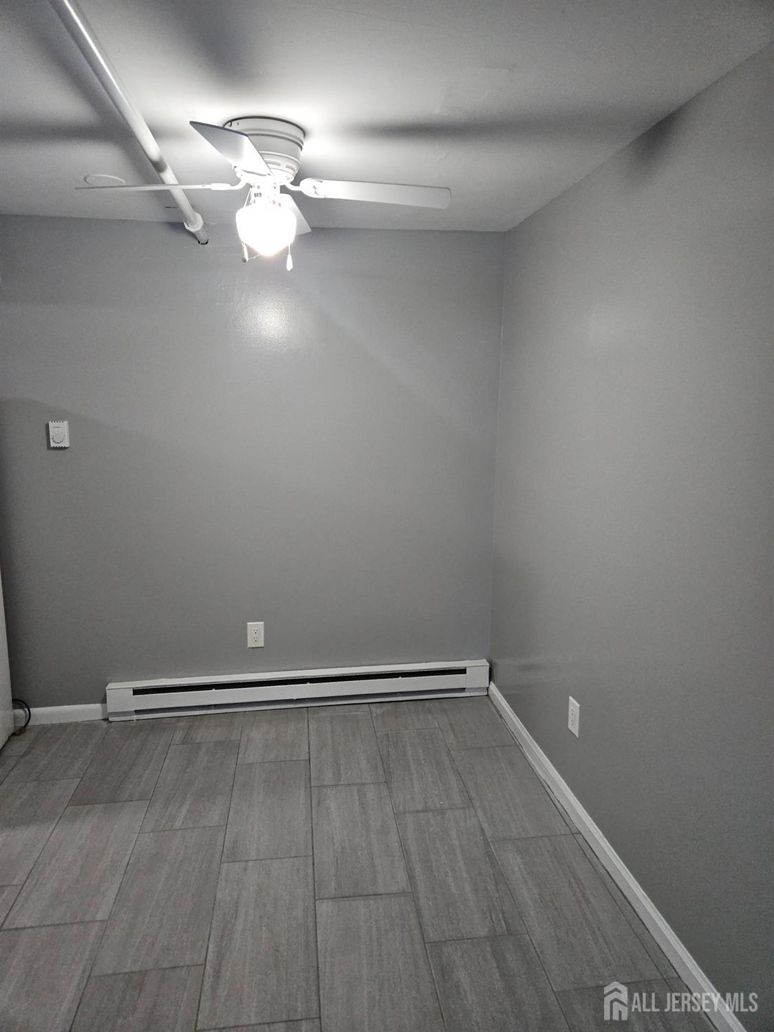 582 Mereline Avenue Avenel NJ 07001