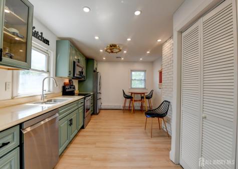 50 Chestnut St Street Edison NJ 08817