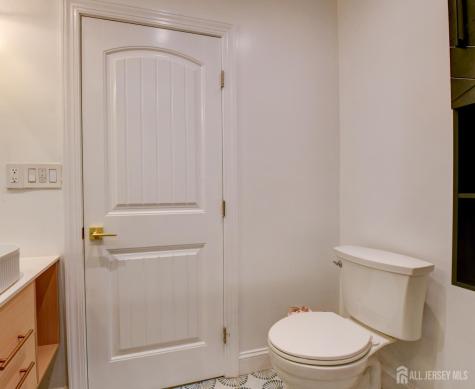 50 Chestnut St Street Edison NJ 08817