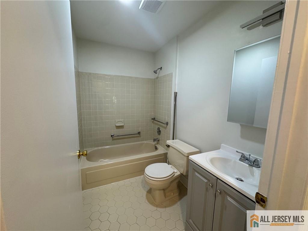 7 Sheffield Court North Brunswick NJ 08902