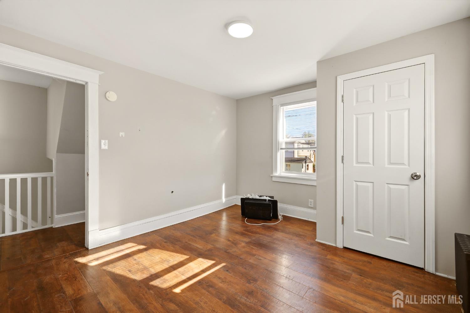 208 S 8th Avenue S Highland Park NJ 08904