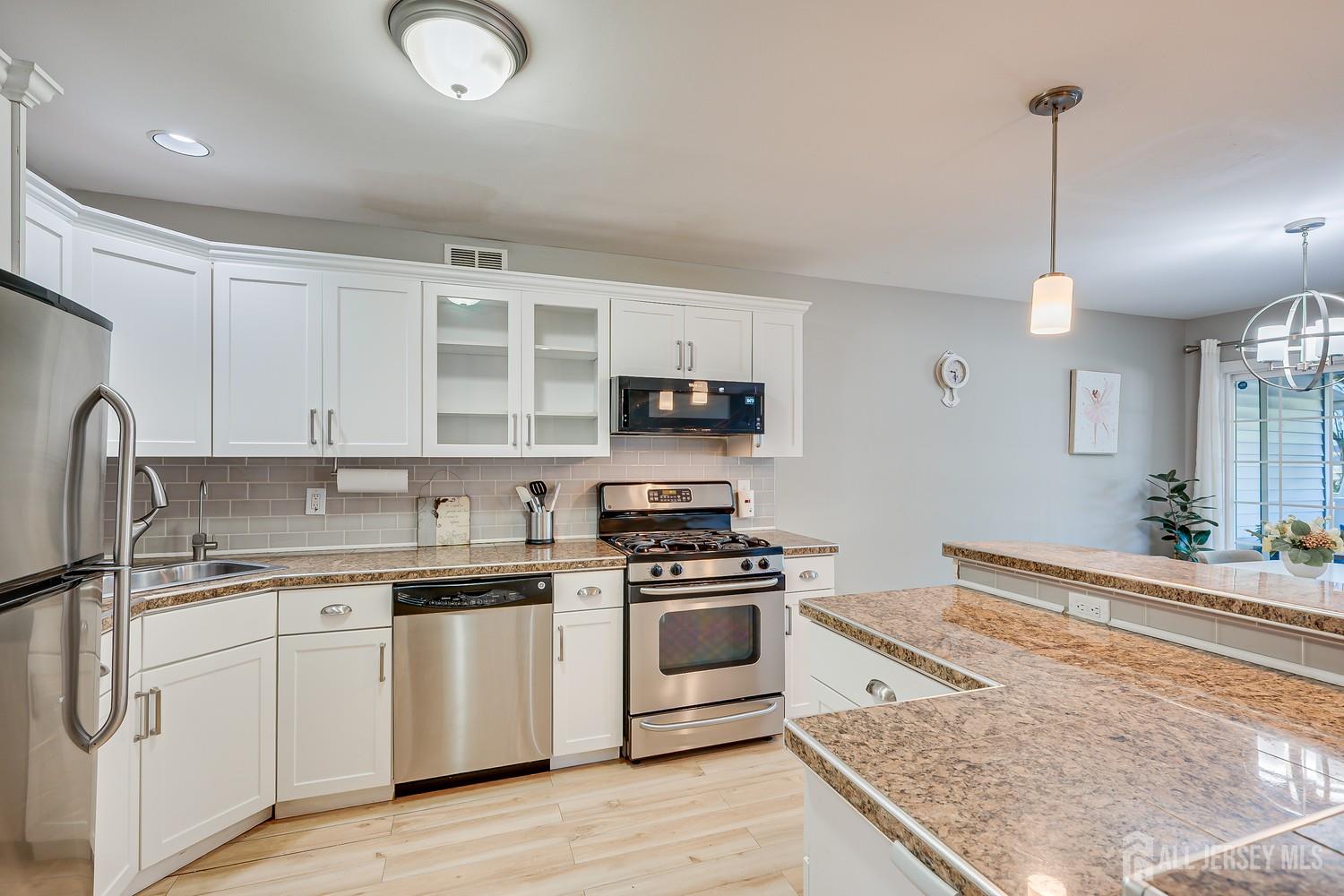 61 Sand Hill Road Jamesburg NJ 08831