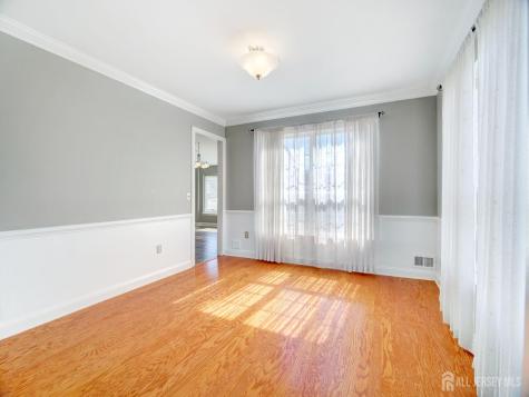 8 Mulberry Court Branchburg NJ 08876