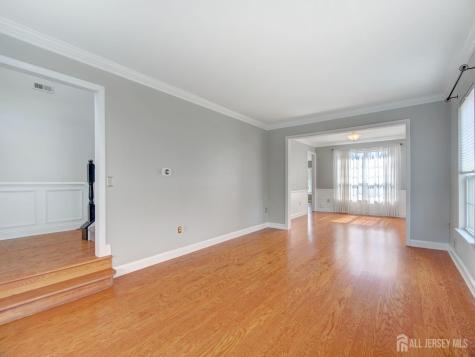 8 Mulberry Court Branchburg NJ 08876