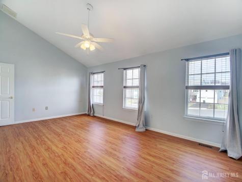 8 Mulberry Court Branchburg NJ 08876