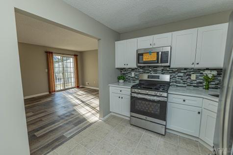 142 Darwin Lane North Brunswick NJ 08902