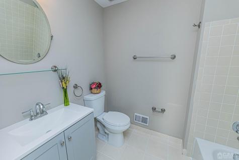 142 Darwin Lane North Brunswick NJ 08902