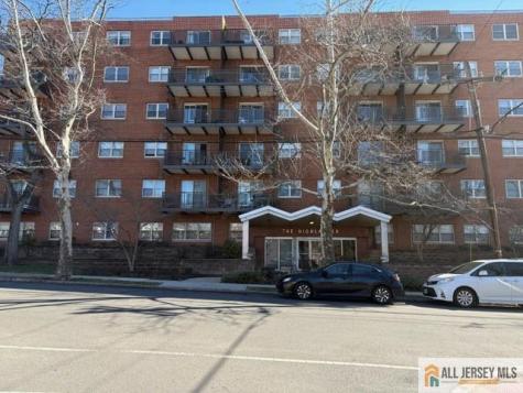 123 S Adelaide Avenue Highland Park NJ 08904