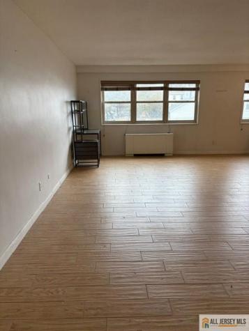 123 S Adelaide Avenue Highland Park NJ 08904