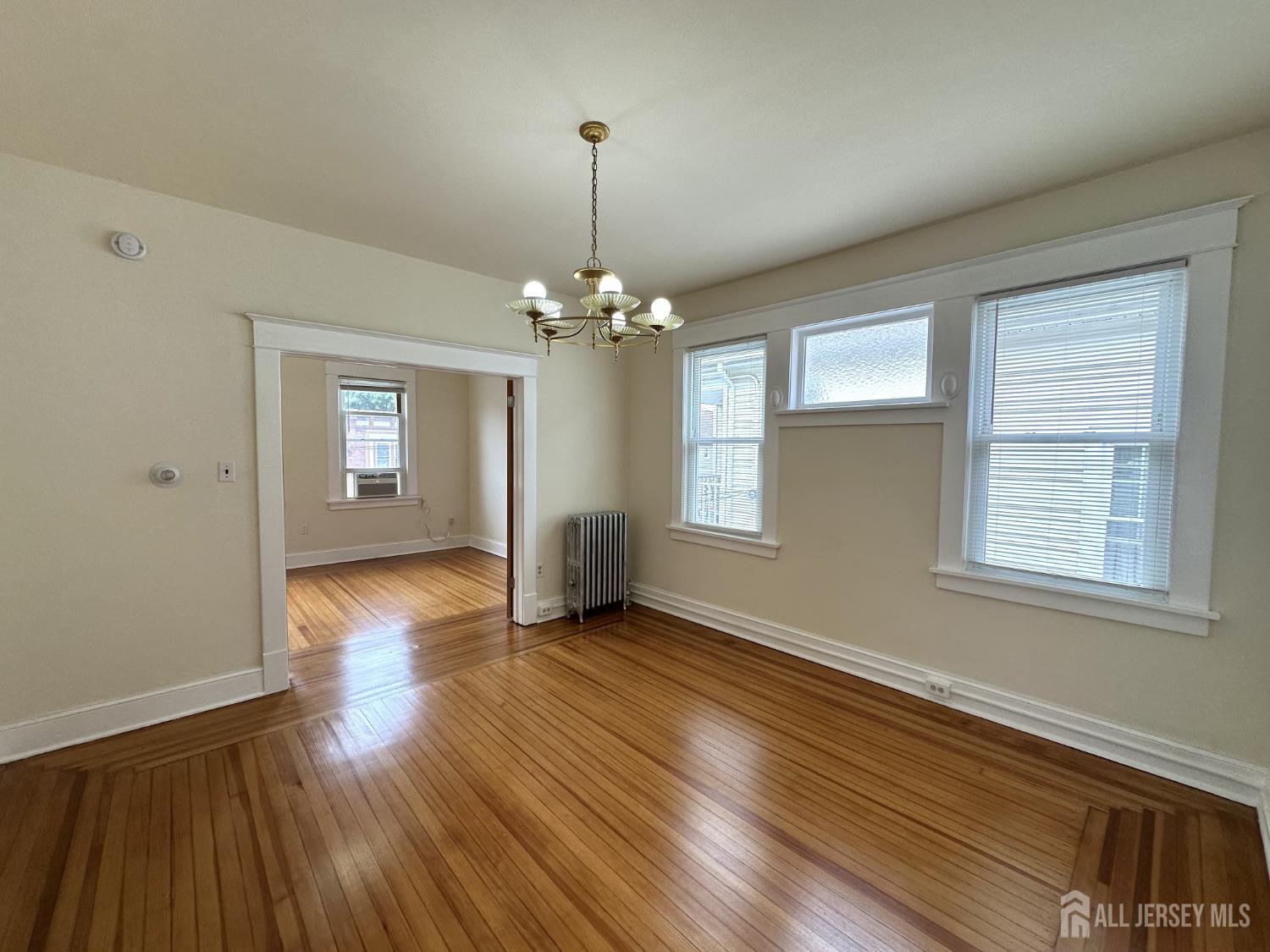 11 Oxford Street New Brunswick NJ 08901