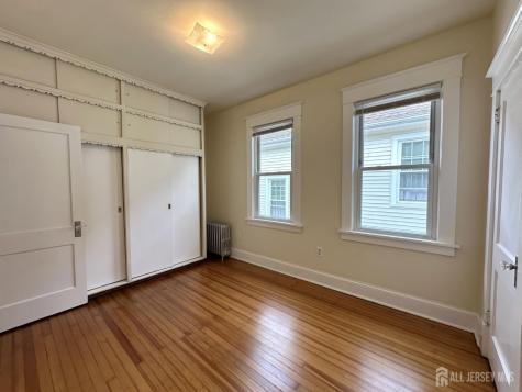 11 Oxford Street New Brunswick NJ 08901