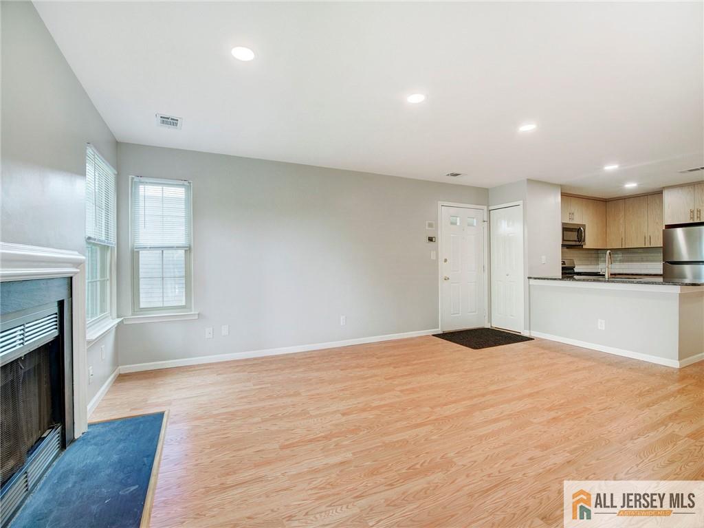19 Lear Court East Brunswick NJ 08816