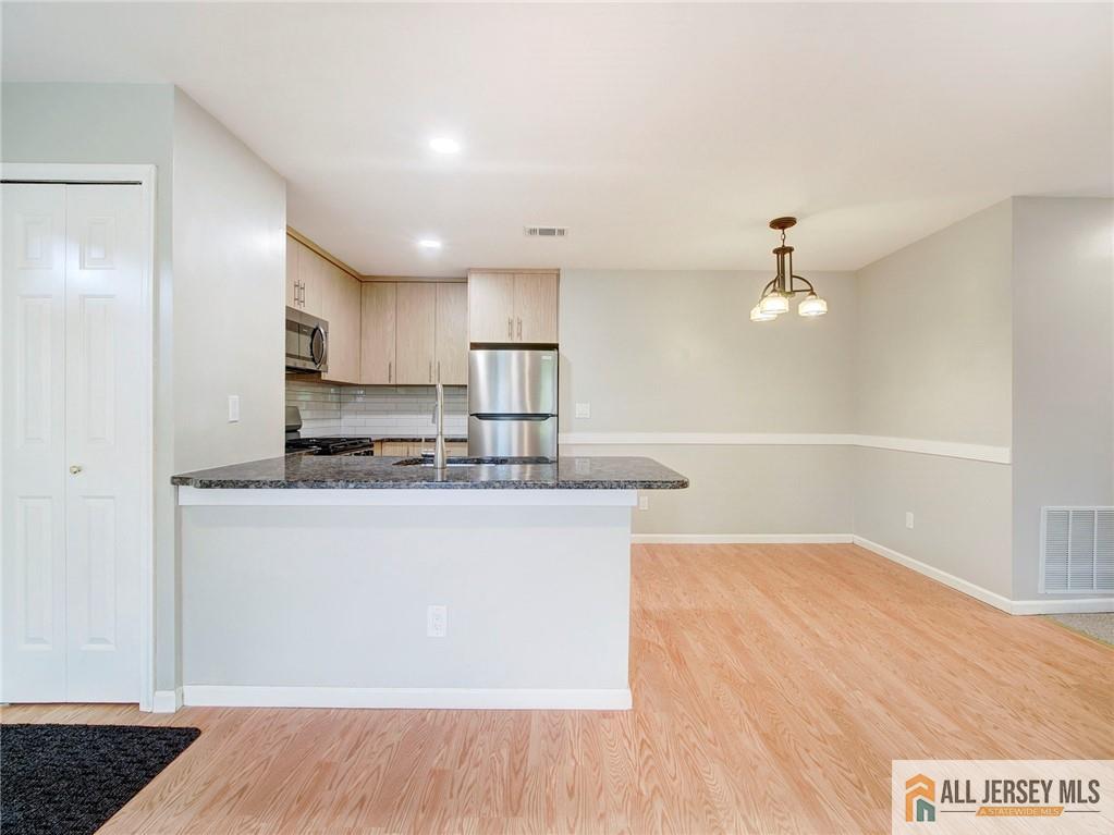 19 Lear Court East Brunswick NJ 08816