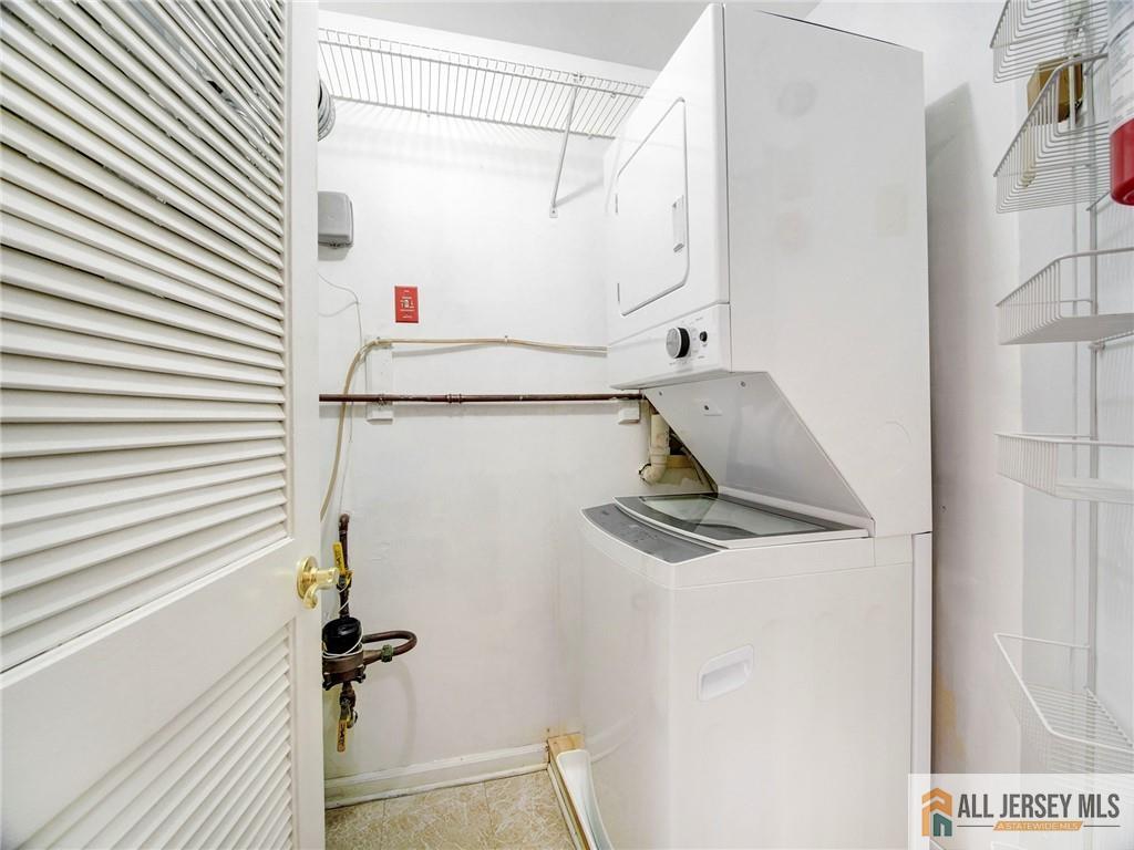 19 Lear Court East Brunswick NJ 08816
