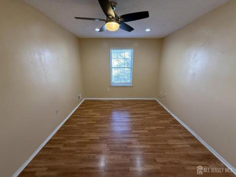 61 Brighton Way North Brunswick NJ 08902